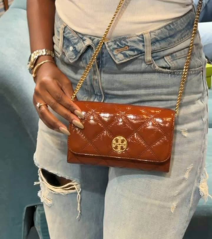 Tory Burch Willa Chain Wallet Crossbody