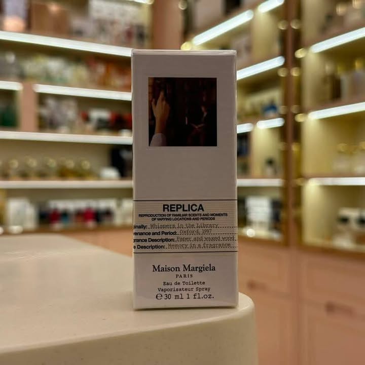 "Maison Margiela" Replica : Whisper in the Library